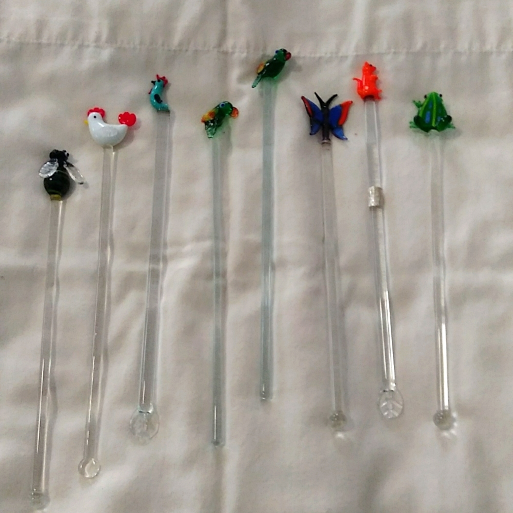 Glass swivel stick bundle with free gift